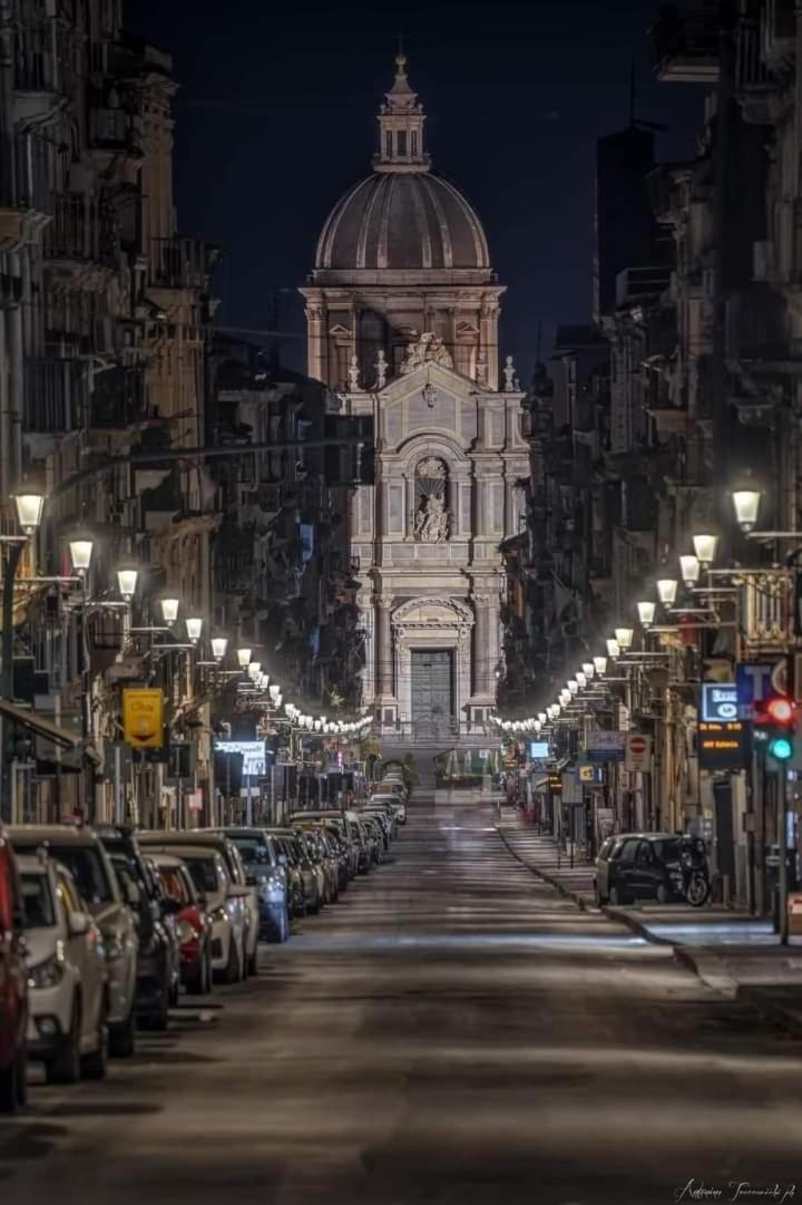 A Casuzza Apartamento Catânia Exterior foto