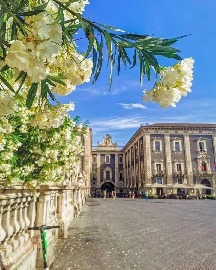 A Casuzza Apartamento Catânia Exterior foto