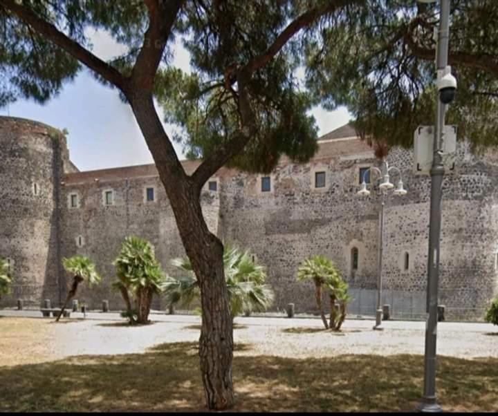 A Casuzza Apartamento Catânia Exterior foto