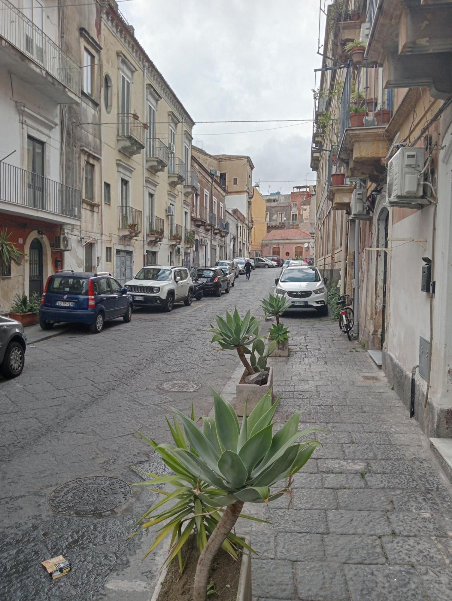 A Casuzza Apartamento Catânia Exterior foto